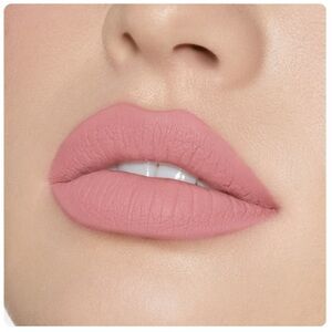 Kylie lip kit in Koko K Matte 300 NEW ⭐️